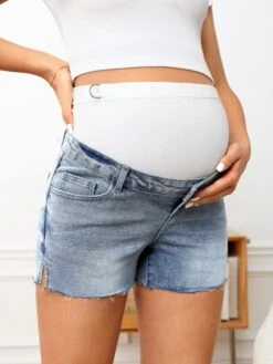 SHEIN Maternity Wideband Waist Raw Hem Denim Shorts