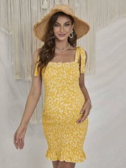 Maternity Ditsy Floral Print Tie Shoulder Ruffle Hem Cami Dress -SHEIN STORE 1679297208fd7681f6ba78f7930496fb77c312dbd5 thumbnail 405x552