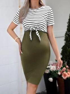 SHEIN Maternity Striped Print Tee & Adjustable Waist Bodycon Skirt -SHEIN STORE 1679366388e8ee6d5fd740666ffe852ed509ab7e94 thumbnail 405x552