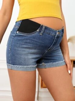 SHEIN Maternity Raw Cut Roll Up Hem Denim Shorts -SHEIN STORE 16793759479802afab5201d925d7cc5bca7a08a554 thumbnail 405x552