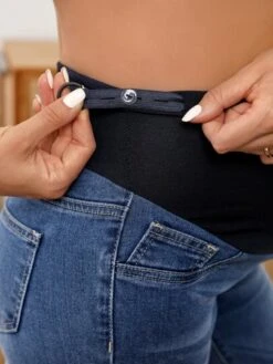 SHEIN Maternity Wideband Waist Bleach Wash Slit Hem Denim Shorts -SHEIN STORE 167939450735083413ae56c2fa207041c371182a8c thumbnail 405x552