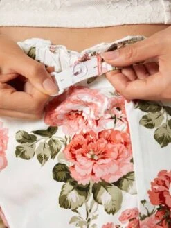 SHEIN Maternity Floral Print Adjustable Waist Split Thigh Wide Leg Pants -SHEIN STORE 1679653655f325069f1642fd19de080b9341323511 thumbnail 405x552