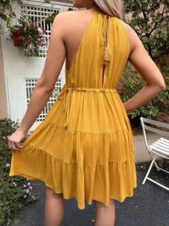 SHEIN Maternity Solid Ruffle Hem Halter Dress