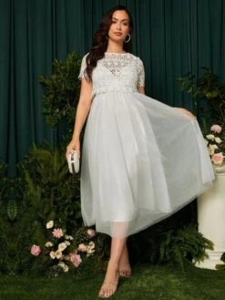 SHEIN Maternity Guipure Lace Top & Mesh Overlay Cami Dress -SHEIN STORE 1680230135ebc2ab05f20fbc4f5c5289b5fcd89f71 thumbnail 405x552