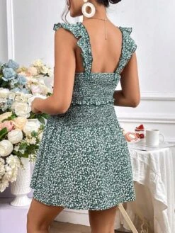 SHEIN Maternity Ditsy Floral Print Ruffle Trim Top & Skirt