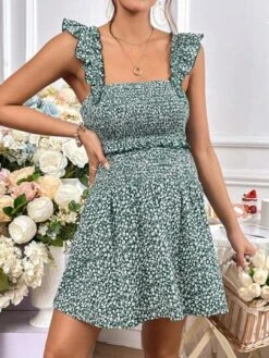 SHEIN Maternity Ditsy Floral Print Ruffle Trim Top & Skirt -SHEIN STORE 16807852846b6624f1e84b477aa033464a03c3f2af thumbnail 405x552