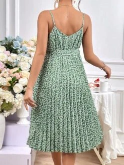 SHEIN Maternity Ditsy Floral Print Pleated Hem Belted Cami Dress