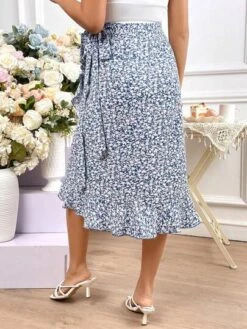 SHEIN Maternity Ditsy Floral Print Ruffle Trim Tie Side Wrap Skirt