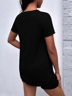 SHEIN Maternity Solid Split Side Tee & Biker Shorts