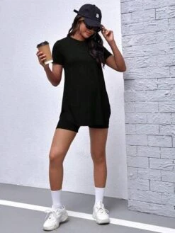 SHEIN Maternity Solid Split Side Tee & Biker Shorts -SHEIN STORE 1681104204a136ab05de9ed74dc12ed7bcbb4cbd58 thumbnail 405x552