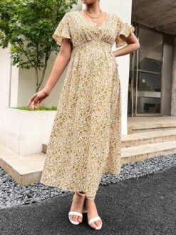 SHEIN Maternity Ditsy Floral Print Butterfly Sleeve Dress -SHEIN STORE 168135452634361825d673fe338999bfbf85bb7470 thumbnail 405x552