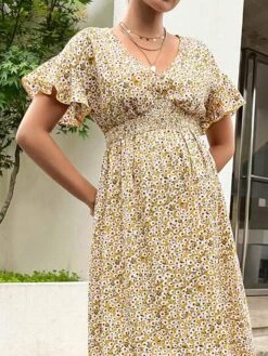 SHEIN Maternity Ditsy Floral Print Butterfly Sleeve Dress -SHEIN STORE 168135453520092e1ce66c6ea88d0c4e346ef4fbef thumbnail 405x552