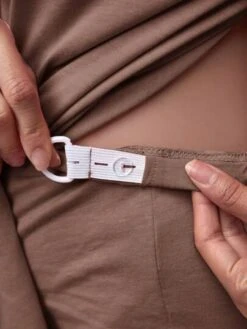 SHEIN Maternity Solid Split Hem Tee & Biker Shorts -SHEIN STORE 1681720328fd13a4730a7a32d5322fb4e44c735133 thumbnail 405x552