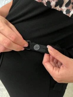 SHEIN Maternity Leopard Print Tee & Adjustable Waist Leggings -SHEIN STORE 16838686878858ce8ca58003fec01bd02e424b40a2 thumbnail 405x552