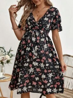 SHEIN Maternity Floral Print Surplice Neck Belted Dress -SHEIN STORE 1688553791de559231ead4be9c18f64a0297d12c50 thumbnail 405x552