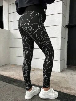 SHEIN Maternity Graphic Print Adjustable Waist Leggings
