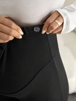 SHEIN Maternity Adjustable Waist Contrast Lace Cutout Leggings -SHEIN STORE 1689154101c4fe16056243de6068925d5cc8951f9c thumbnail 405x552