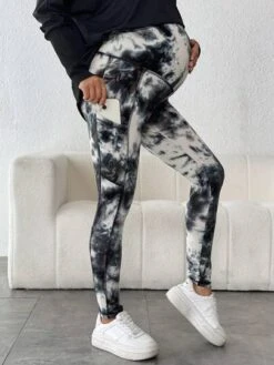 SHEIN Maternity Tie Dye Adjustable Waist Leggings -SHEIN STORE 1690515604741deb07b1c68c398035b333568f5772 thumbnail 405x552