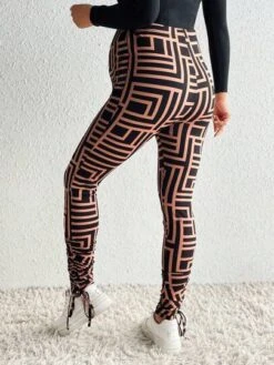 SHEIN Maternity Allover Geo Print Adjustable Waist Leggings