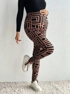 SHEIN Maternity Allover Geo Print Adjustable Waist Leggings -SHEIN STORE 16909543464806a10df85ba58db8768e54f1ff4e1c thumbnail 405x552